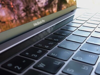 MacBook Pro tactile OLED, iPad mini 8, iMac M6 : Apple prépare deux jours d&rsquo;annonces les 27 et 28 octobre